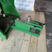 Zaczep belka dolna John Deere seria 5