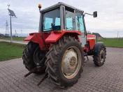 Ciągnik Massey Ferguson 698