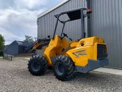 Ładowarka przegubowa EUROTRAC T11 - KUBOTA - 2023 -popokazowa jak nowa