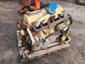Silnik Ford 6 cylindrowy 2715E w bardzo dobrym stanie z kombajnu 2703E