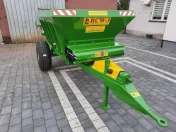 Rozsiewacz wapna rcw 3 piast