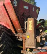 Rozsiewacz wapna bredal 10 ton.