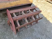 Młocarnia Massey Ferguson 186,206 jak nowa