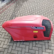 Maska pokrywa silnika ladowarka Manitou 741 - 140
