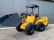 Ładowarka przegubowa EUROTRAC T11 - KUBOTA - 2023 -popokazowa jak nowa