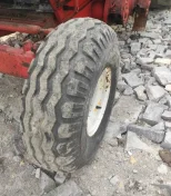 Koła 10.0/80-12 jak nowe BKT do kombajny Massey Ferguson opona felga