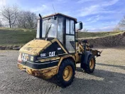 Ładowarka przegubowa Cat Caterpillar 906