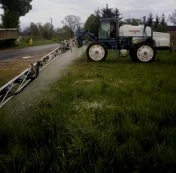 Opryskiwacz Samojezdny Evrard, Berthoud 24m