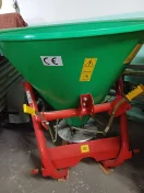 Rozsiewacz typ N056, rok produkcji 2021, 300l