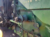 Rozdrabniacz sieczkarnia do kobajnu zbożowego John Deere 330 430