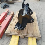 Nowa karetka ladowarki Manitou