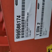 Wał MASCHIO daszkowy ze skrobakami i mocowaniami 2.0m