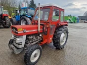 Ciągnik rolniczy Massey Ferguson 135