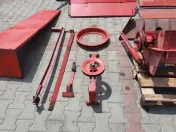 Rozdrabniacz sieczkarnia do kombajnu Bizon Super S056 komplet