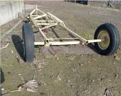 Przyczepy, obsypnik i felga.