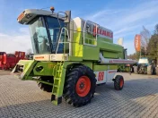 Kombajn zbożowy Claas Dominator 88VX C420