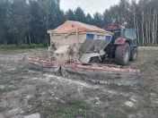 ROZSiEWACZ wapna nawozu na kołach STREUMASTER RW5000 #Amazone ZGB8001