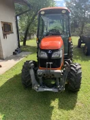Ciągnik sadowniczy Kubota M9540 narrow