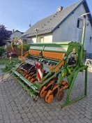 Siewnik zbożowy Amazone AD 303 nabudowany talerzowy