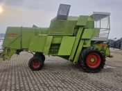 Kombajn zbożowy Claas Mercator 70 z Niemiec