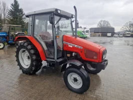 Ciągnik rolniczy Massey Ferguson 4215 tylko 590 mth jak nowy