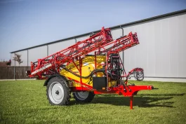 Woprol Proton 2015 Opryskiwacz przyczepiany hydraulicznie rozkladany