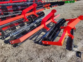 PRODUCENT Wał strunowy zębaty pojedynczy na łożyskach Transport