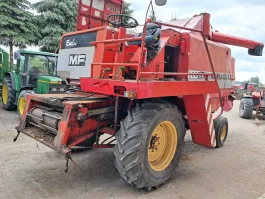 Kombajn Massey Ferguson 520 na części silnik kola pasowe sita