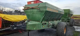 Rozsiewacz wapna zgb 6000