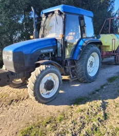 Ciągnik pol-mot Warfama Foton 824