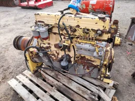 Silnik Ford 6 cylindrowy 2715E w bardzo dobrym stanie z kombajnu 2703E