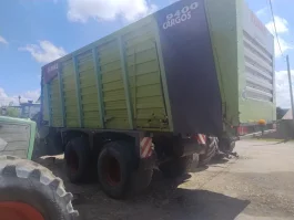 Claas cargos 9500.