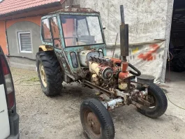 Ciągnik rolniczy Ursus C360 84 rok płaska oś kabina