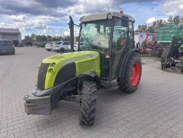 Ciągnik sadowniczy CLAAS NECTIS 257F 90 PS 4X4 Klima