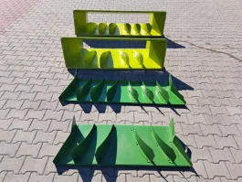 Pióropusz rozpylacz sieczkarni Claas John Deere 4 5 klawiszy