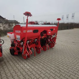 Siewnik do kukurydzy MTE 300-6R ISOTRONIC DOSTĘPNY OD RĘKI