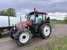 Ciagnik rolniczy Valtra A 95