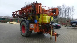 Opryskiwacz DOUVEN 4000 Litrów 39 Metrów
