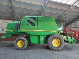 Kombajn zbożowy John Deere W650 rok 2010