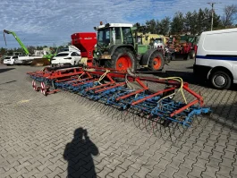 Chwastownik włuka hatzenbichler z rozsiewaczem Air16 12 metrów