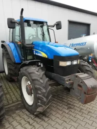 Ciągnik rolniczy New Holland TM 120