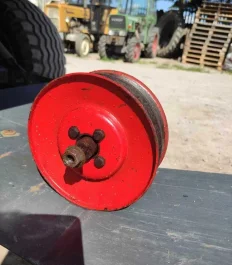 Koło pasowe wariator prędkości wiatrów Massey Ferguson 186,307,487,507