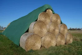 FLIZ do przykrywania okrywania słomy stert 15.6x25M 140g