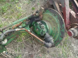 John Deere przedni napęd 2130