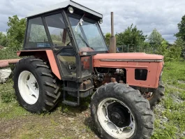 Ciągnik rolniczy Zetor 7045