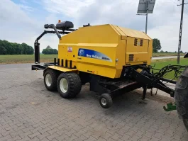 Praso owijarka New Holland BR 560A Combi