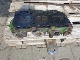 Głowica silnika John Deere 3 cylindrowego
