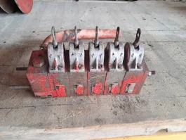 Rozdzielacz hydrauliczny international 321,431 5 ekcji oryginalny 541