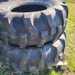 Opona 19.5L-24 S.T.A. ładowarka