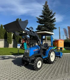 Rezerwacja , ISEKI SIAL19, 19km,4x4,wspomag. Nowy Tur, Zarejestrowany